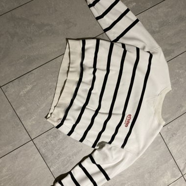 Gestreiftes Sweatshirt