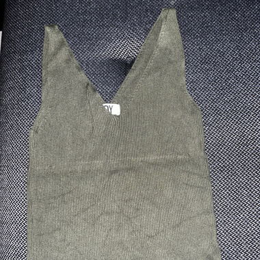 Kaki Top