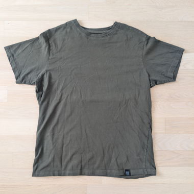 T-shirt vert foncé