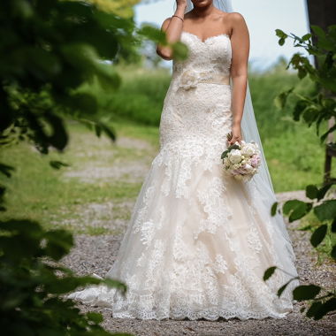 Hochzeitskleid inkl. Reifrock, Schleier und Gürtel