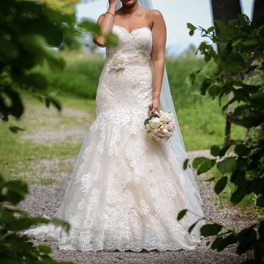 Hochzeitskleid inkl. Reifrock, Schleier und Gürtel