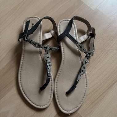 Sandali neri con strass