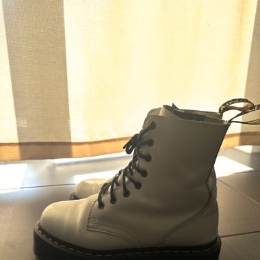 Dr. Martens Plateau