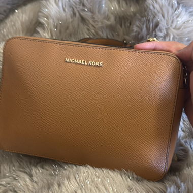 Michael kors hand bag