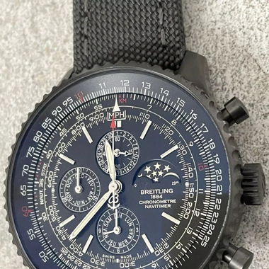 Breitling Navitimer schwarzes Zifferblatt Damenuhr