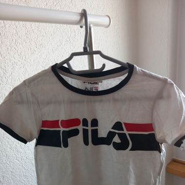 Fila top