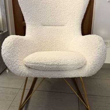 sedia a dondolo in tessuto boucle 