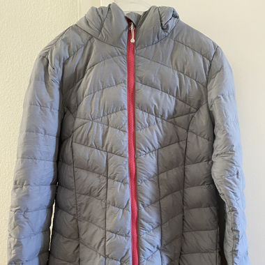 Daunenjacke grau