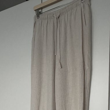 Leichte Hose