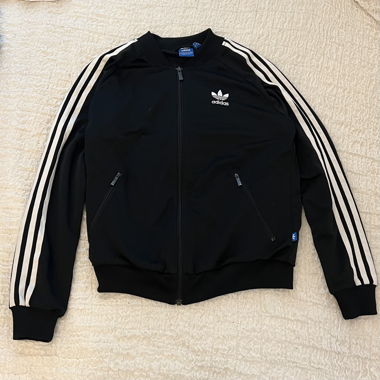 schwarze Adidas Jacke