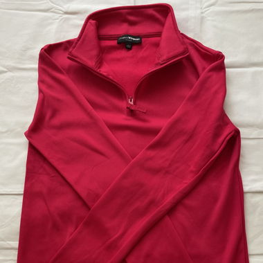 Fuchsia-Zipfelpullover