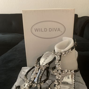 HIGH HEELS BLACK & STRASS WILD DIVA US5.5/EU36