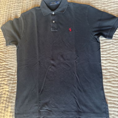 Black Ralph Lauren polo shirt, size M