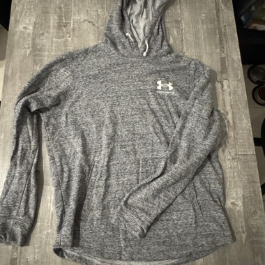 Under Armour grey hoodie M