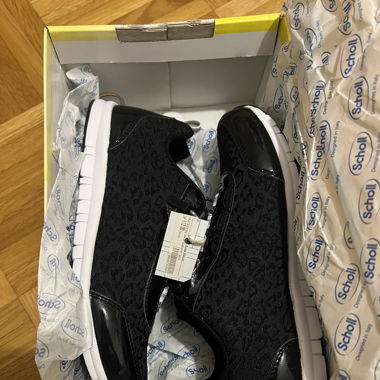 Chaussure noir scholl  