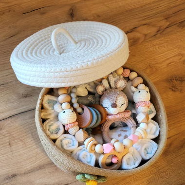 Geschenkkorb für Mädchen 0-3 Monaten
