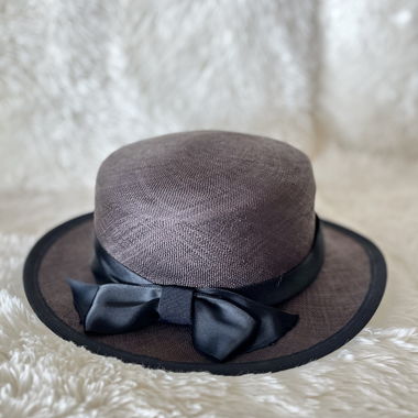 Elegant Hat made of Sisamay & Silk