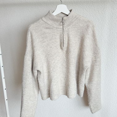 Halfzip knit sweater