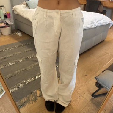 Pantalon cargo en lin blanc Subdued
