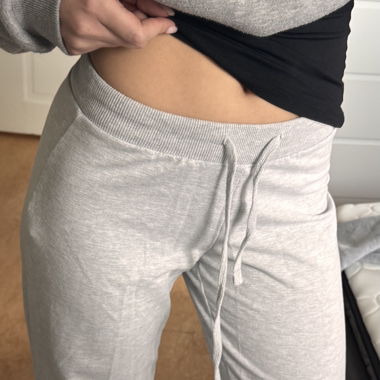 Graue Jersey-Hose