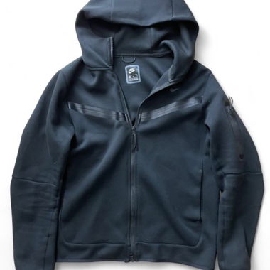 Giacca con cappuccio Nike nera