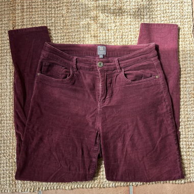 Bordeaux corduroy pants