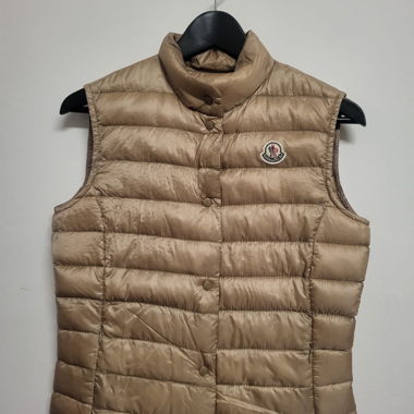 Gilet matelassé Moncler beige