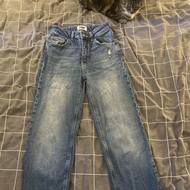 Jean 
