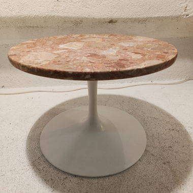 Marble Side Table Tulip Saarinen