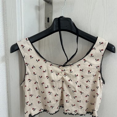 Milk It floral crop top