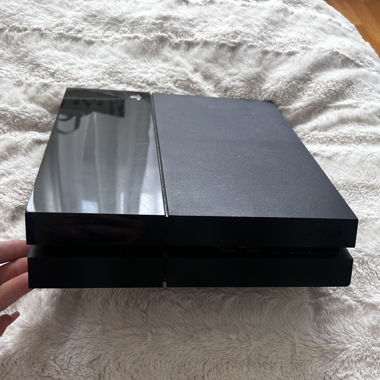 Ps4 console