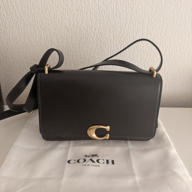 Borsa Coach nera a tracolla