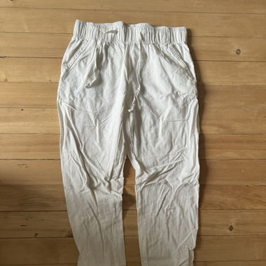 Pantalon beige très clair taille 38 