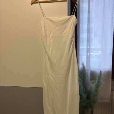 Langer weisser Kleid