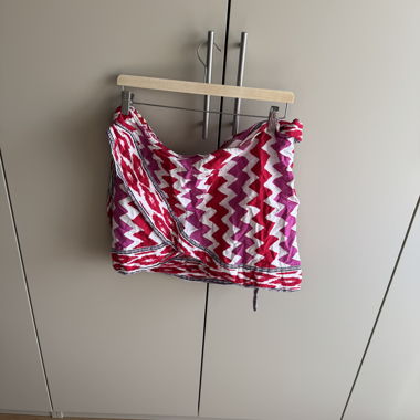Gonna incrociata Zara con motivo zigzag