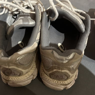 Chaussures de course Asics