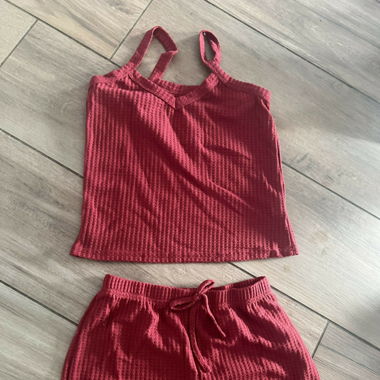 Top und Shorts ungetragen Grösse S
