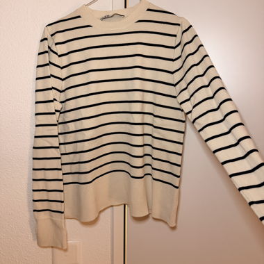 Pull tricot à rayures