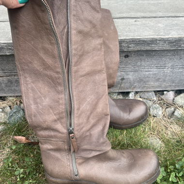 Vic Matié High Boots