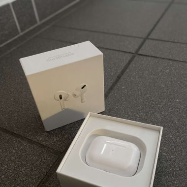 AirPods pro