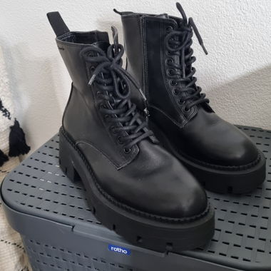 Bottines à lacets Tamaris