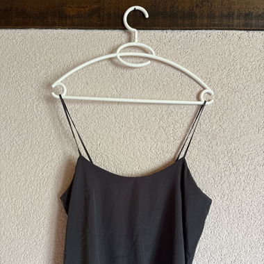Graues Top