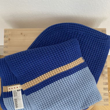Marni x Uniqlo Kapuzen-Schal