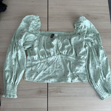 H&M Smocked Cropped Top