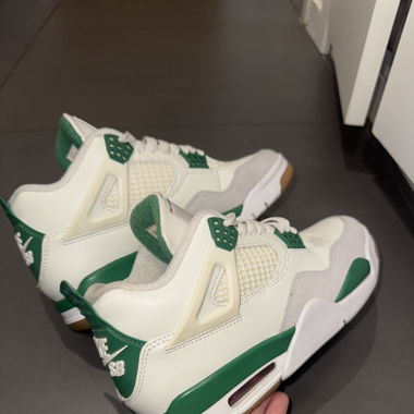 Jordan 4 sb green