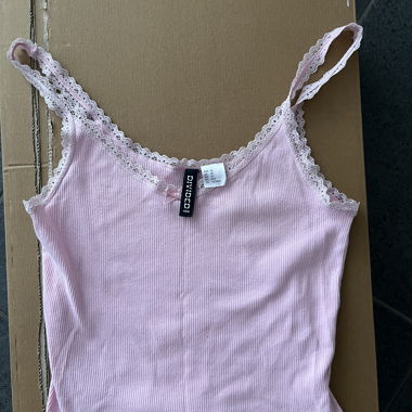 H&M Divided Lace Top XS