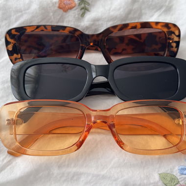 Lot de lunettes de soleil