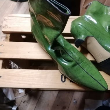 Gruene Stiefeletten mit Reissverschluss