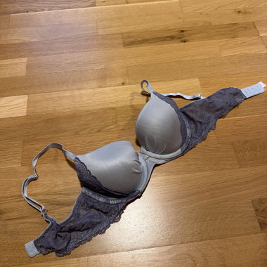 Soutien-gorge Victoria's Secret gris-bleu 34B