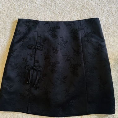 Black mini skirt asian details 
